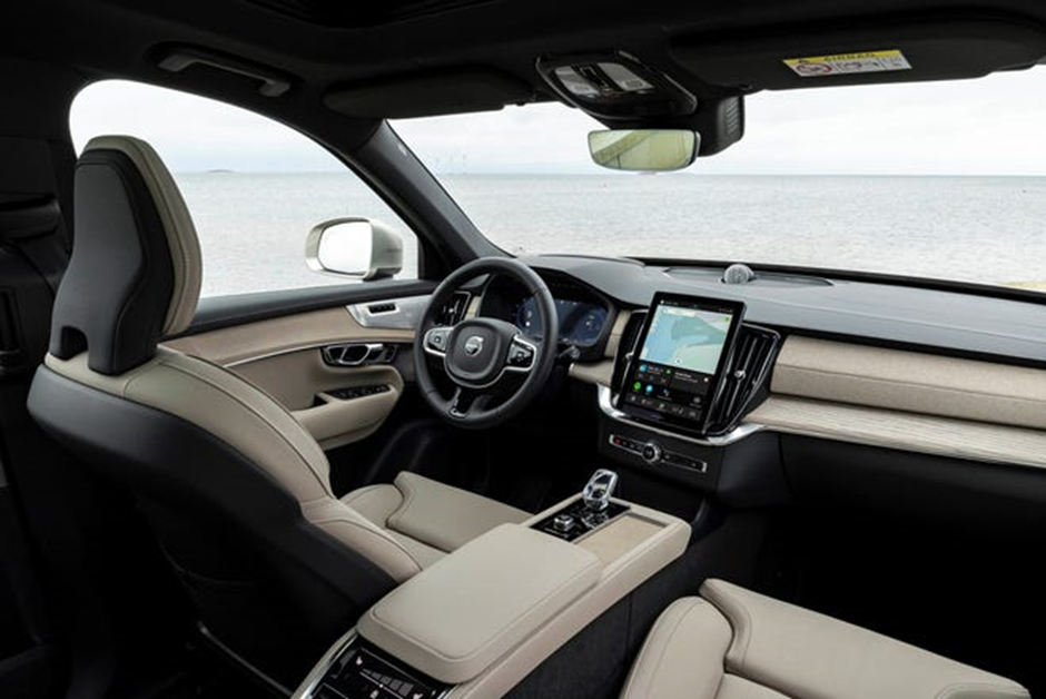 The Sophisticated Swede: Why the 2025 XC90 T8 Remains a Plug-In Hybrid Benchmark 2 image 151