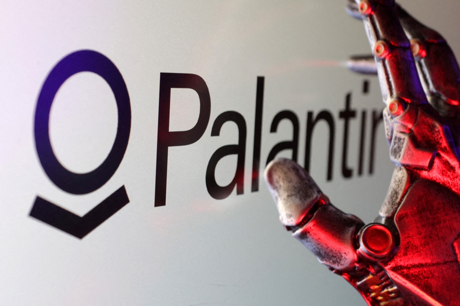 Russell Rebalance Alert: Palantir’s Surge Triggers Massive Passive Flows 1 image 162