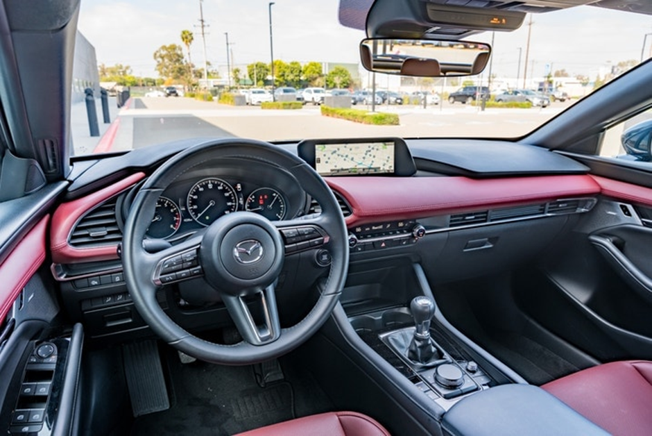 Mazda’s 2025 3 Review: A Spirited Drive for the Modern Enthusiast 2 image 108