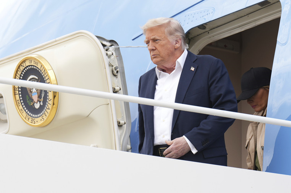 ON THE GROUND IN TEXAS: Trump Surveys Flood Damage, Faces FEMA Scrutiny 1 image 145